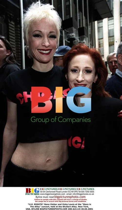 Nana Visitor and Vicky Lewis at Stars in The Alley concert