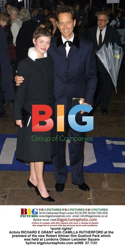 RICHARD E GRANT and CAMILLA RUTHERFORD at Gosford Park premiere