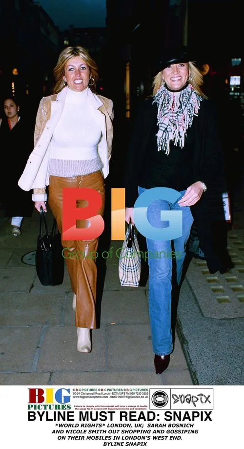 SARAH BOSNICH AND NICOLE SMITH SHOPPING IN LONDON