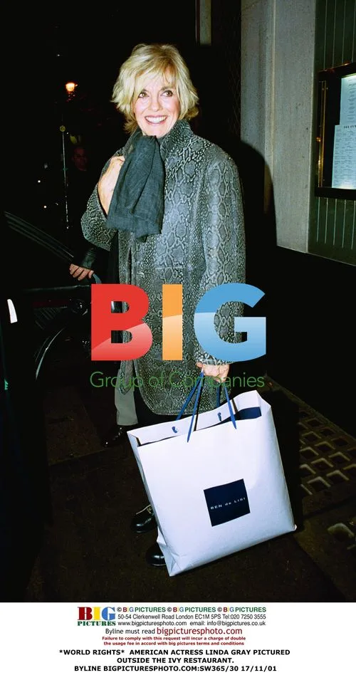 Linda Gray Outside The Ivy
