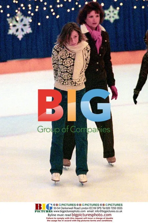 Calista Flockhart Ice Skating in Valencia