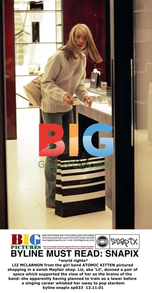 Liz McLarnon Shopping in Mayfair