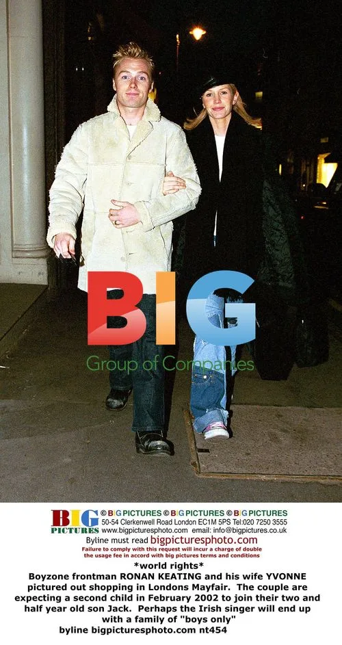 Ronan Keating and Wife Yvonne Shopping
