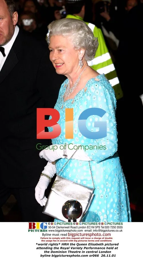 Queen Elisabeth attends Royal Variety Performance