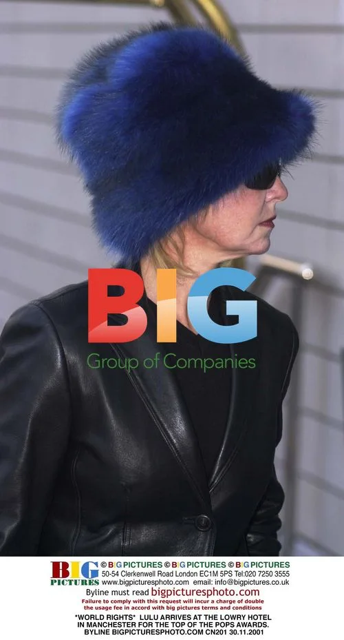Lulu Arrives in Manchester for Top of the Pops Awards