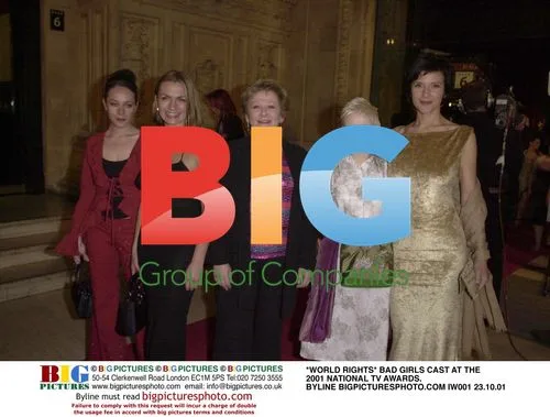 BAD GIRLS CAST AT 2001 NATIONAL TV AWARDS