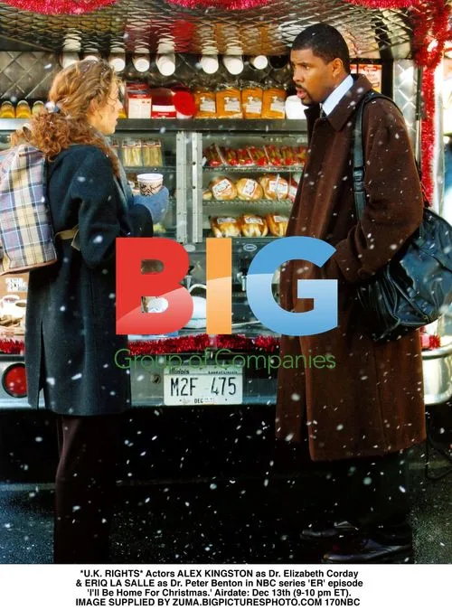 ALEX KINGSTON & ERIQ LA SALLE in "ER"