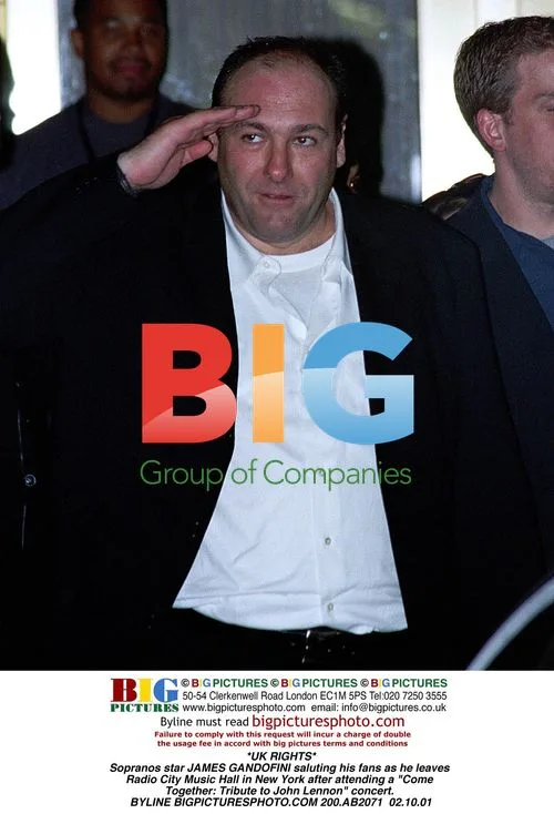 JAMES GANDOLFINI salutes fans in NYC