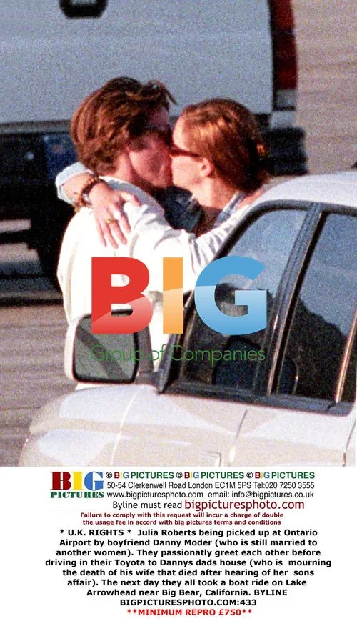 Julia Roberts and boyfriend Danny Moder