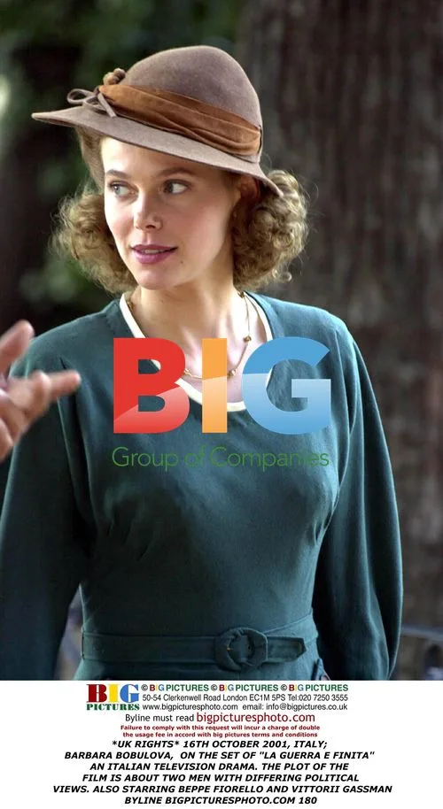 Barbara Bobulova on Set of "La Guerra E Finita"