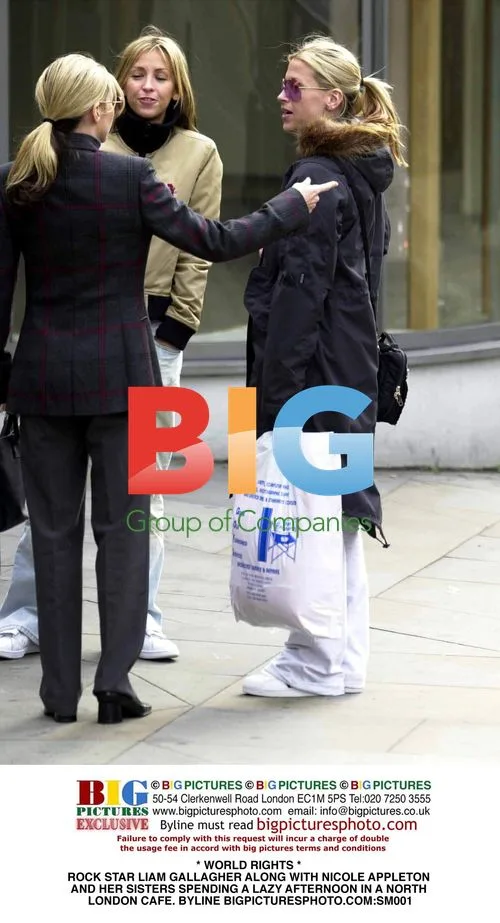 Liam Gallagher and Nicole Appleton at North London Cafe