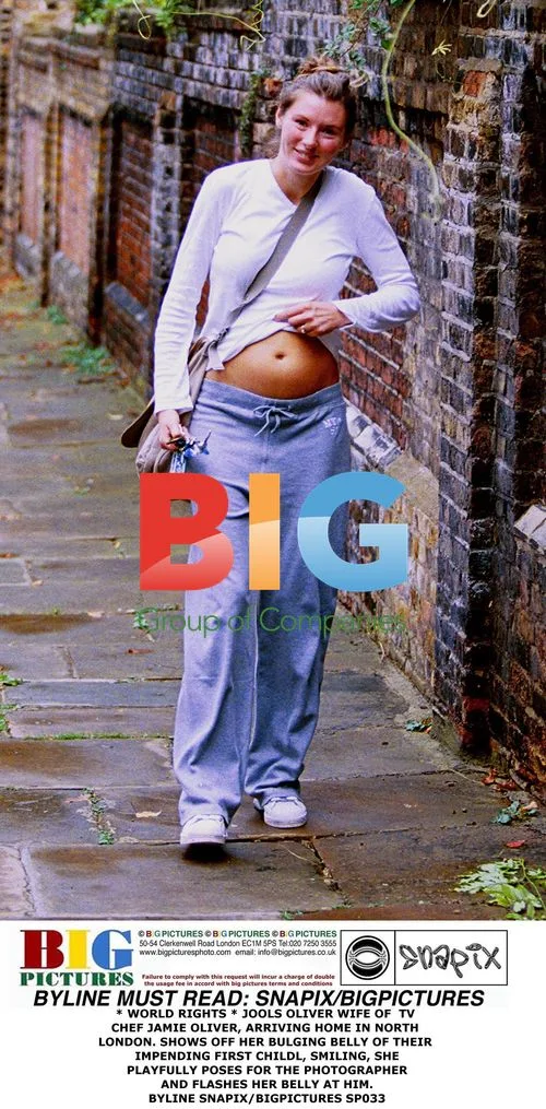 Jools Oliver Flaunts Baby Bump