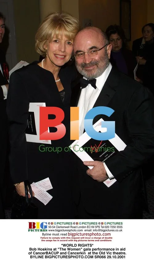 Bob Hoskins at "The Women" gala performance