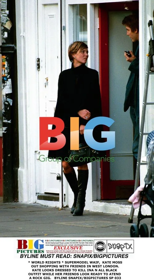 Kate Moss Out Shopping in London