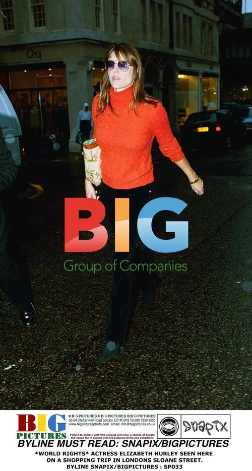 Elizabeth Hurley Shopping in London