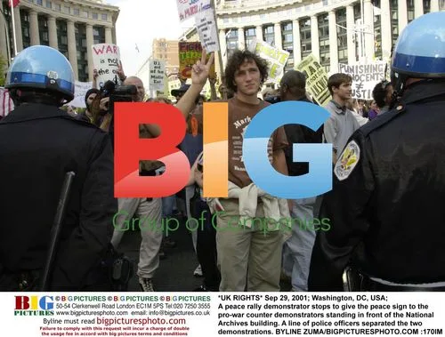 Peace rally and counter-demonstration in Washington DC