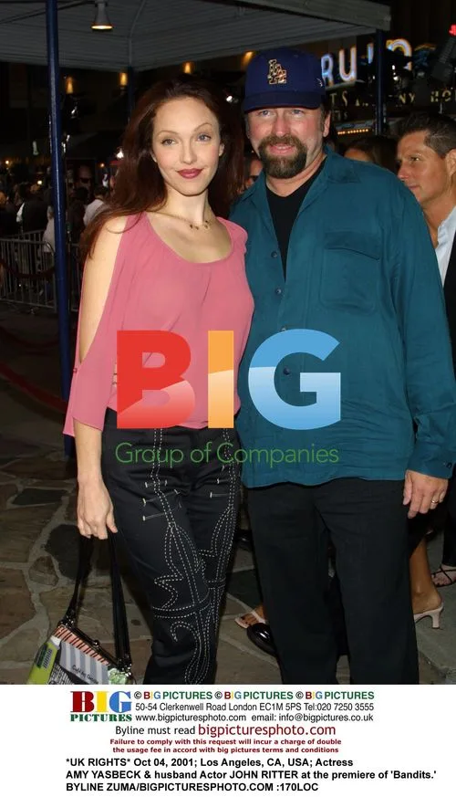 Amy Yasbeck & John Ritter at 'Bandits' Premiere