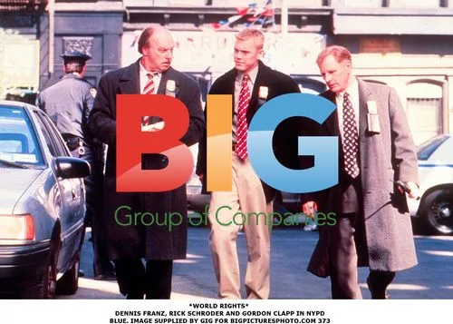 DENNIS FRANZ, RICK SCHRODER AND GORDON CLAPP IN NYPD BLUE