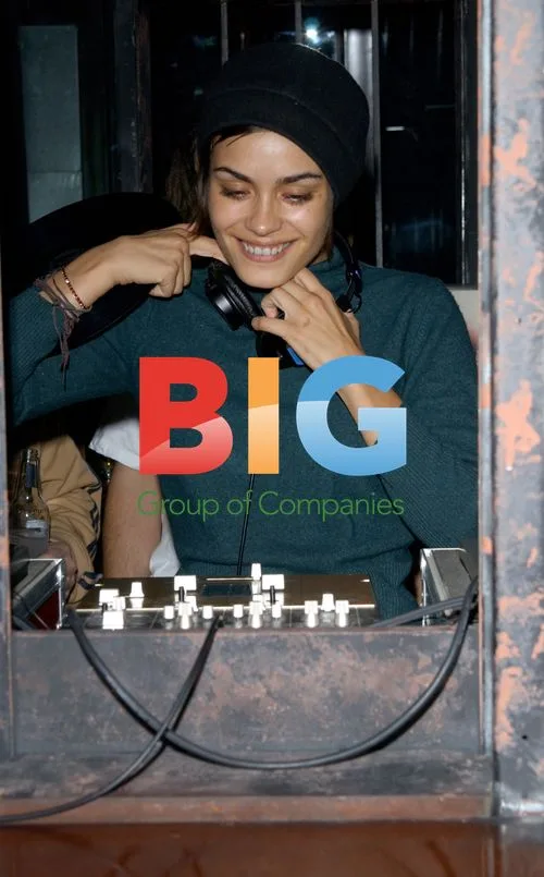 Shannyn Sossamon @ 'Rules of Attraction' wrap party