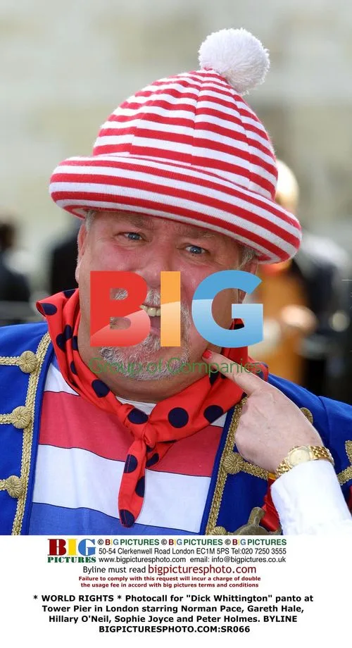 "Dick Whittington" Panto Photocall