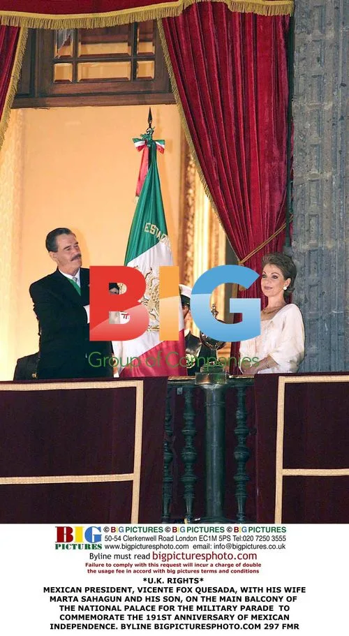 Mexican President Vicente Fox and Family at Military Parade