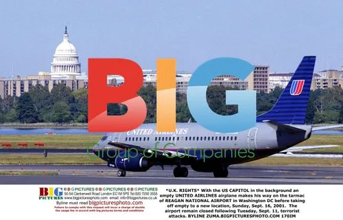 Empty U.S. airplane on tarmac after 9/11 attacks