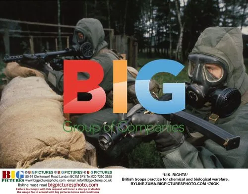 British troops practice chemical warfare