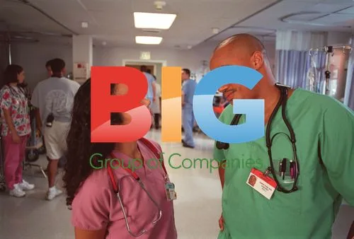 JUDY REYES and DONALD FAISON in SCRUBS