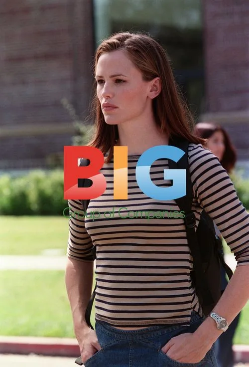 Jennifer Garner on Set of Alias