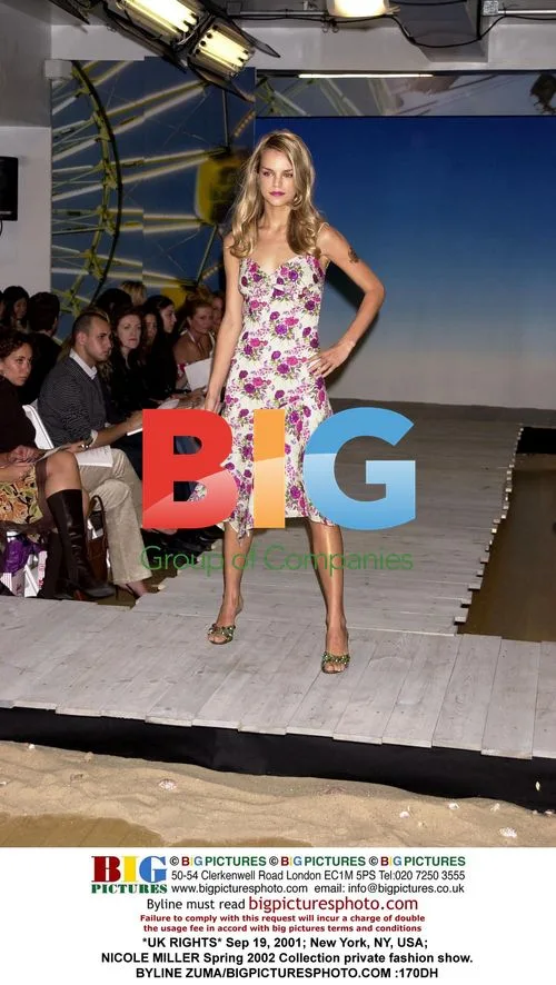 NICOLE MILLER Spring 2002 Fashion Show