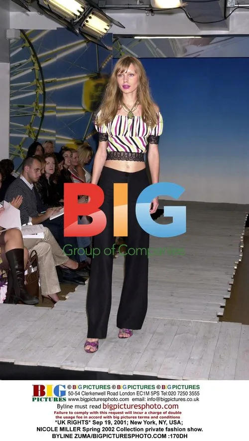 Nicole Miller Spring 2002 Collection Fashion Show