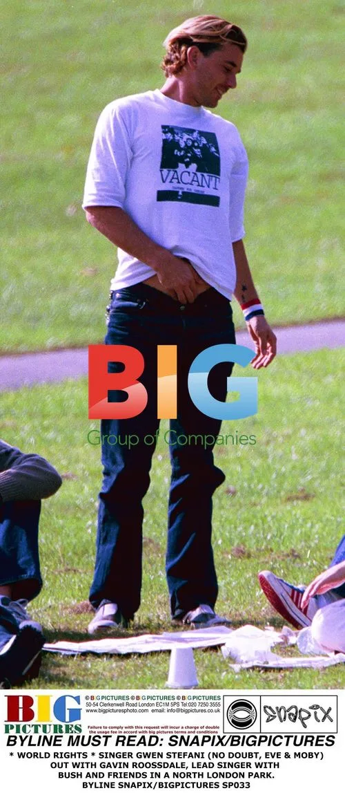Gwen Stefani and Gavin Rossdale in London Park