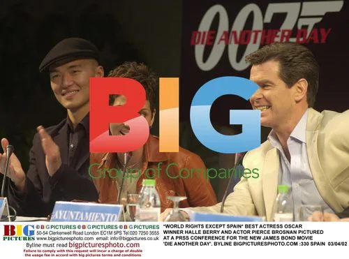 Halle Berry & Pierce Brosnan at 'Die Another Day' Press Conference