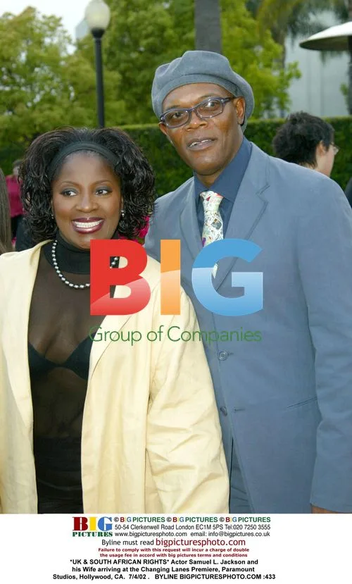 Samuel L. Jackson and wife at Changing Lanes Premiere