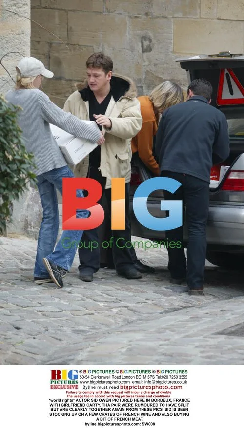 Sid Owen Spotted in Bordeaux with Girlfriend