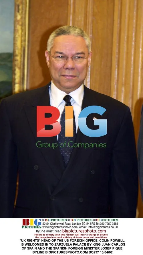 Colin Powell Welcomed at Zarzuela Palace in Spain