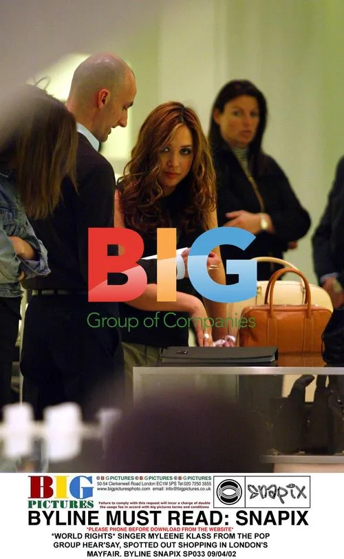 Myleene Klass shopping in London's Mayfair