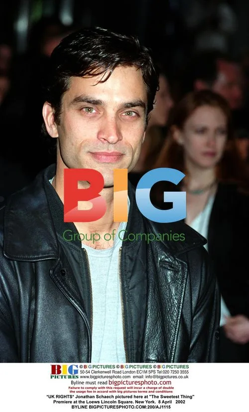 Jonathan Schaech at "The Sweetest Thing" Premiere