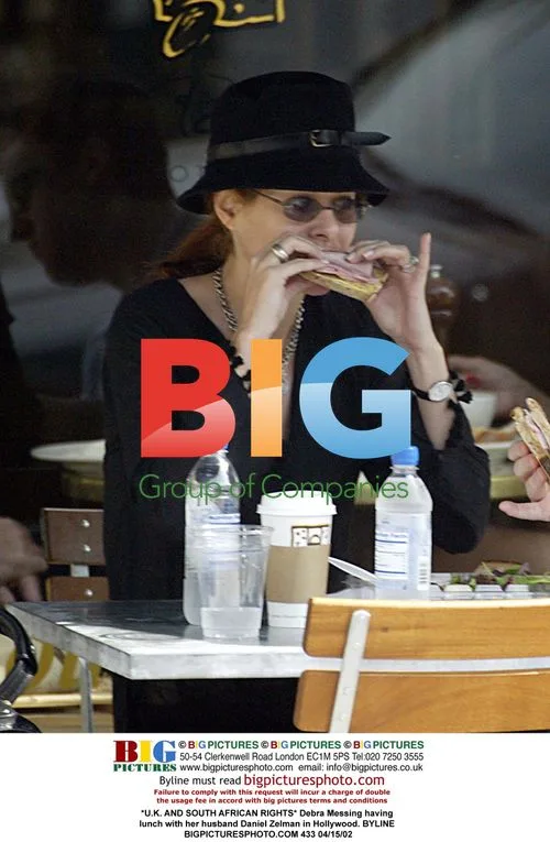 Debra Messing and husband have lunch in Hollywood