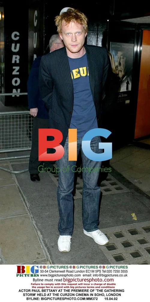 Paul Bettany at 'The Gathering Storm' premiere