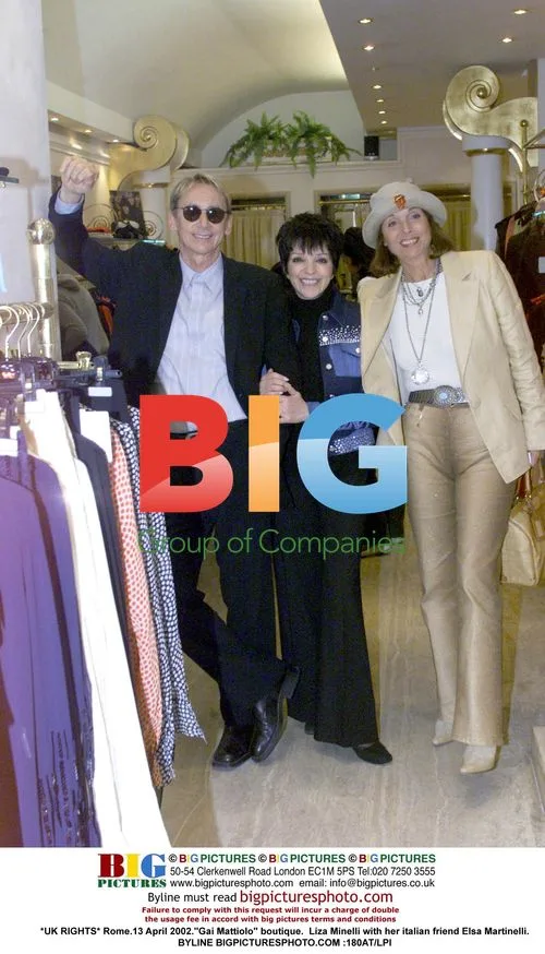 Liza Minelli and Elsa Martinelli at Gai Mattiolo Boutique