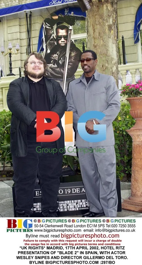 Wesley Snipes and Guillermo del Toro at "Blade 2" premiere