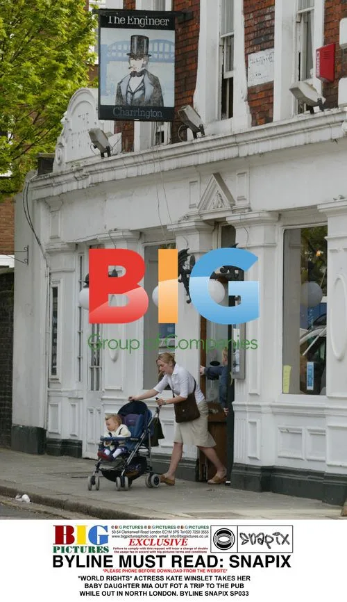 Kate Winslet Takes Daughter Mia to Pub in London