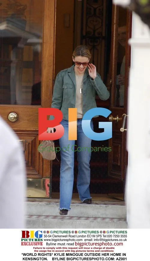 Kylie Minogue Outside Home in Kensington