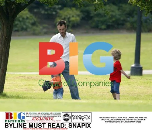 Jude Law with kids in London park