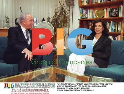 Simon Perez and Bianca Jagger Meet in Tel Aviv