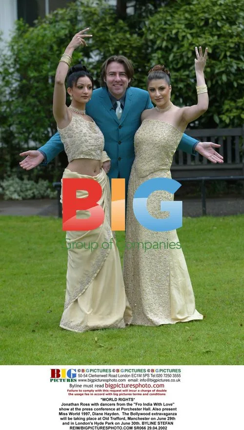Jonathan Ross with Bollywood dancers