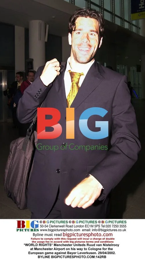 Ruud van Nistelrooy at Manchester Airport