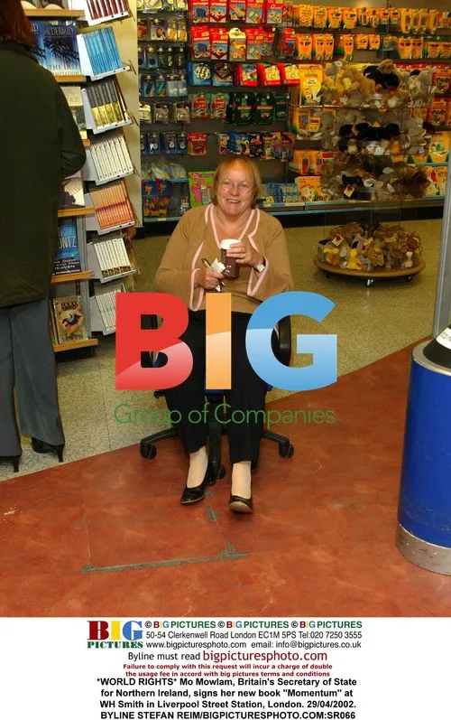 Mo Mowlam Signs New Book 'Momentum' in London