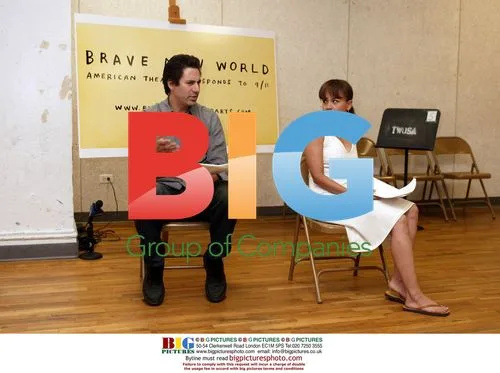 Rosie Perez and Scott Cohen rehearse for "Brave New World"